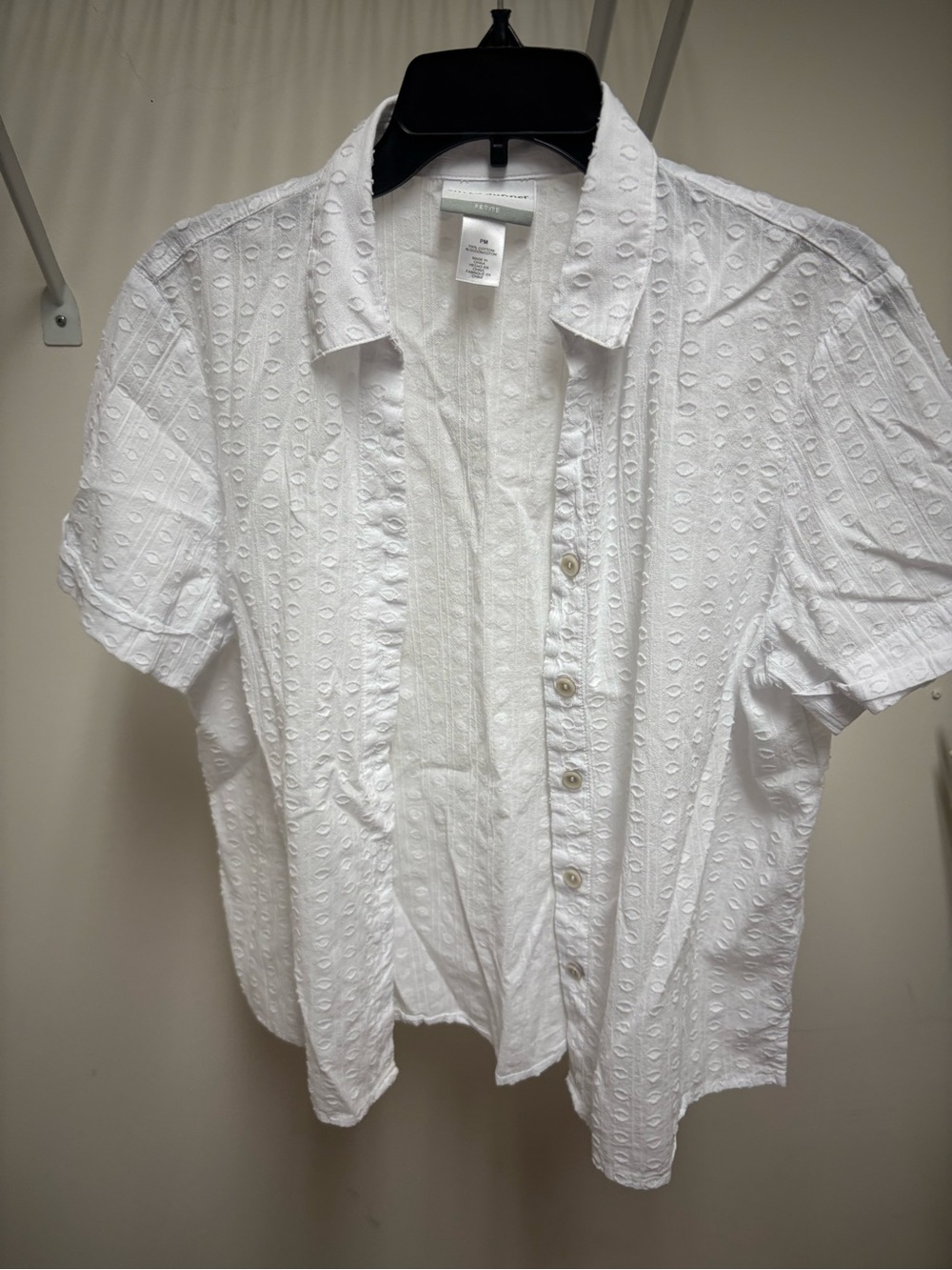Alfred Dunner White Eyelet Short-Sleeve Button-Down Shirt